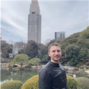 Insegnante di Programmazione Web, con 5 anni di esperienza come sviluppatore e la passione per l’insegnamento!